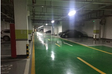 環氧樹脂地坪施工所遇問題原因分析及預防方法